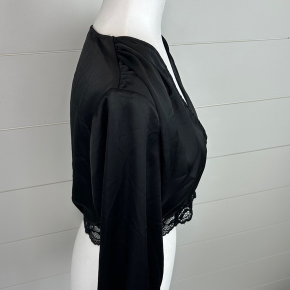 Nasty Gal Lace Long Sleeve Satin Balloon Sleeve Crop Top Black Size 8 - Picture 7 of 11